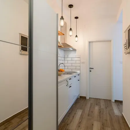 Adriatic Apartamento *